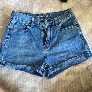 American eagle size 2 Jean shorts